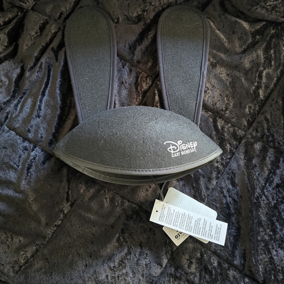 New Disney Oswald The Lucky Rabbit Mickey Mouse Ear Hat Ears Headband - Picture 2 of 3